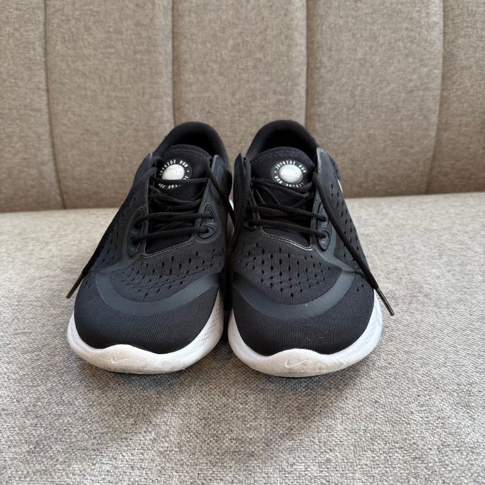 Nike Joyride Run Black White Men’s 9 Running Walking Comfort Sneakers Cushioned - Picture 3 of 6